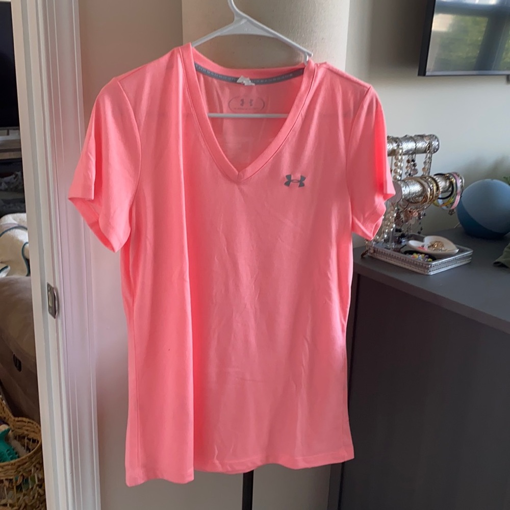 Under armor v neck